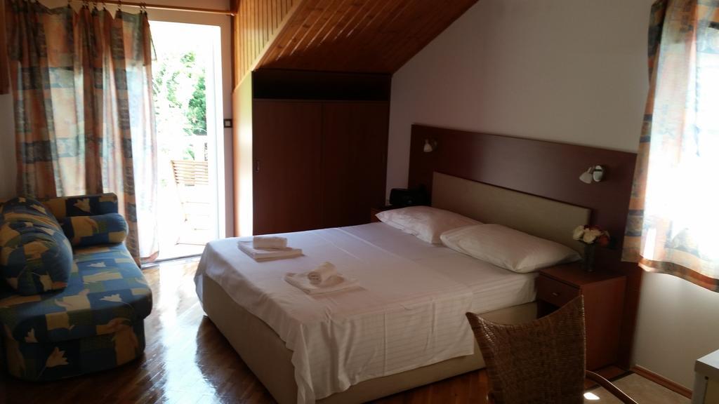 Apartments Vile Holiday Živogošće Chambre photo
